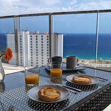 Sunset Waves Sea View Apartments Бенідорм Екстер'єр фото