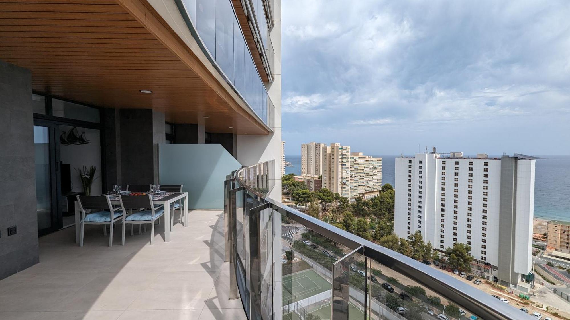 Sunset Waves Sea View Apartments Бенідорм Екстер'єр фото